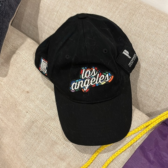 LA LAKERS JR. JERSEY, TEE SHIRT, DRAW STRING BAG, BASEBALL HAT CAMP GEAR - Picture 8 of 15